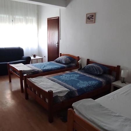 Apartmani Banatski Konak Зренянин Екстериор снимка