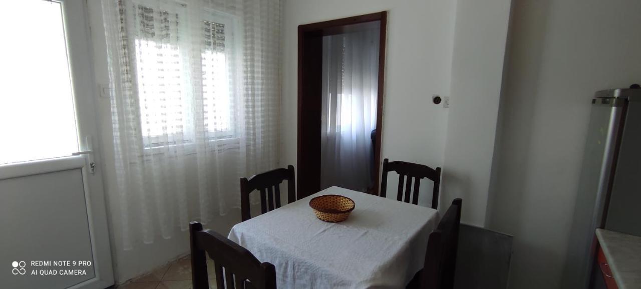 Apartmani Banatski Konak Зренянин Екстериор снимка